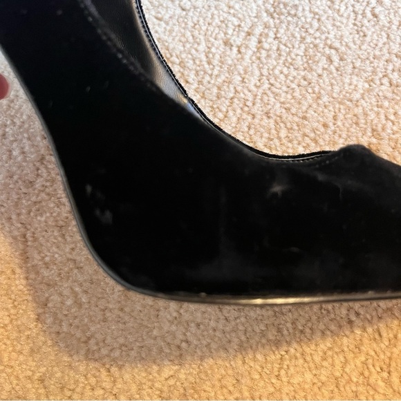 Kendall & Kylie Velvet  Pumps - Picture 7 of 9